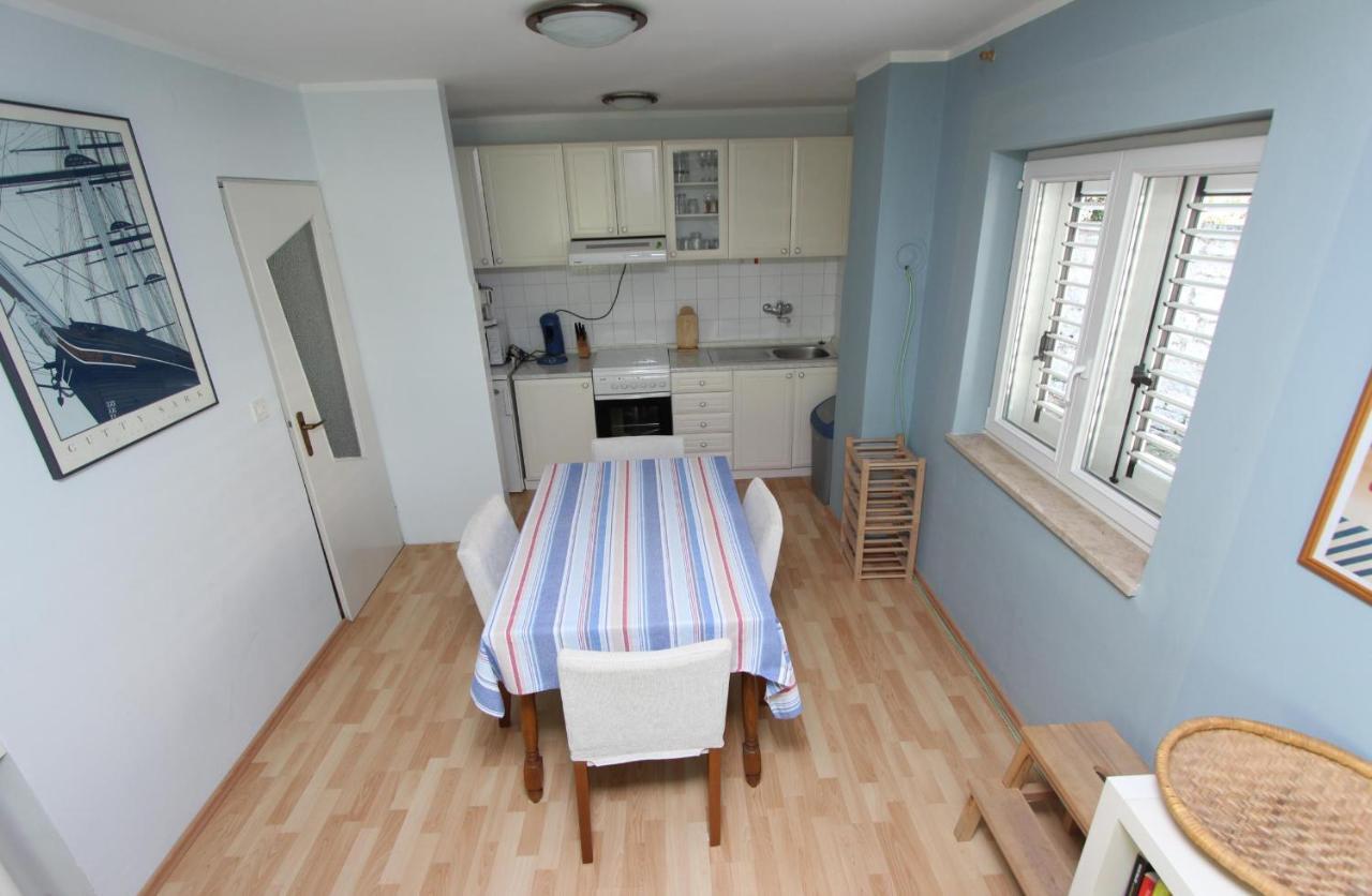 Apartment Maestral 로비니 외부 사진