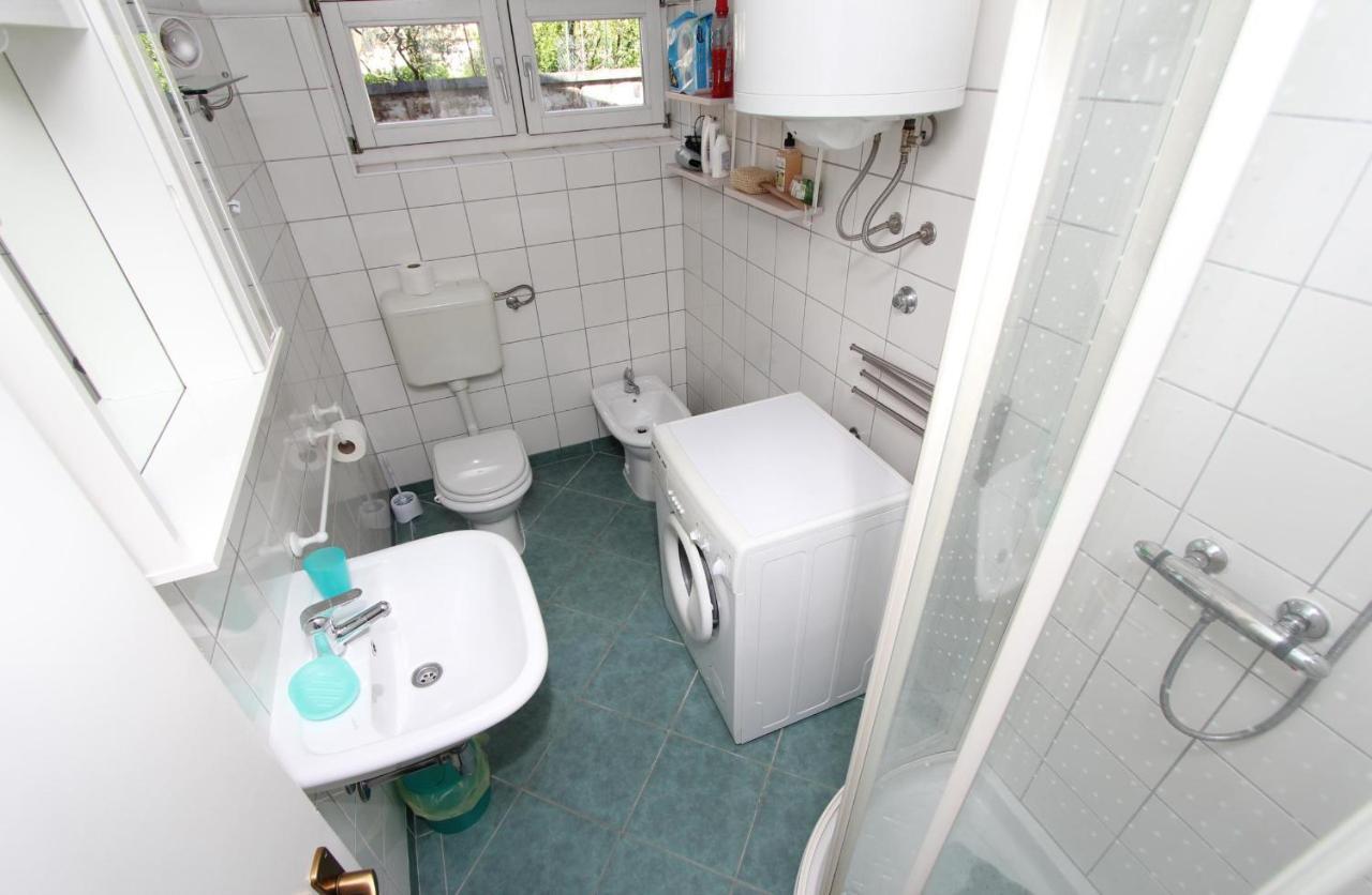 Apartment Maestral 로비니 외부 사진